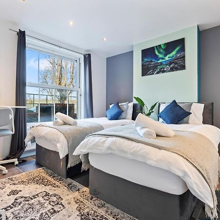 הוילה Impeccable 4-Bed House In Brixton לונדון מראה חיצוני תמונה