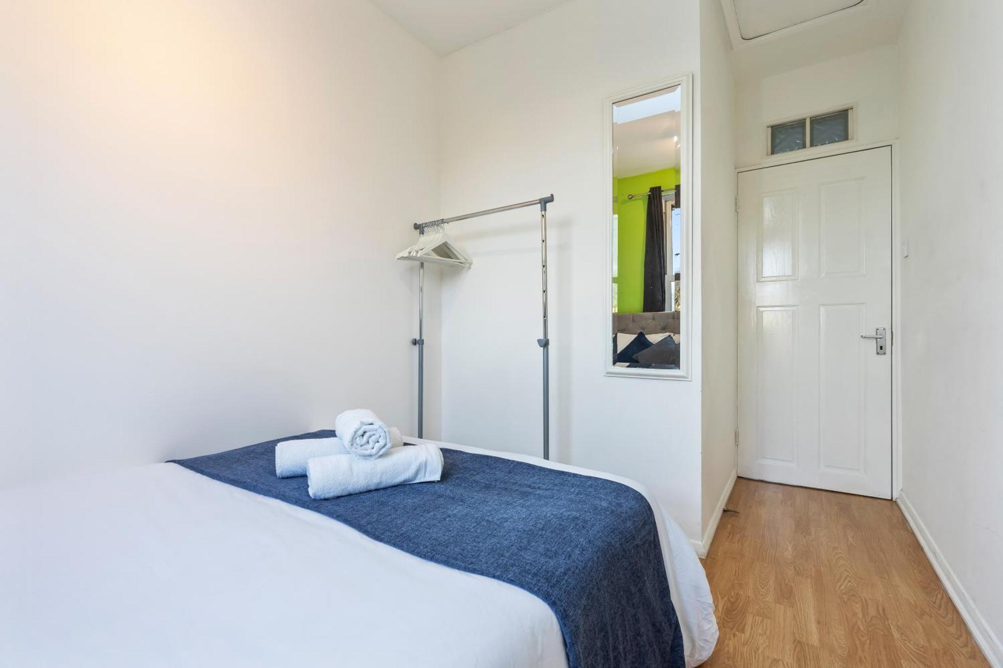הוילה Impeccable 4-Bed House In Brixton לונדון מראה חיצוני תמונה