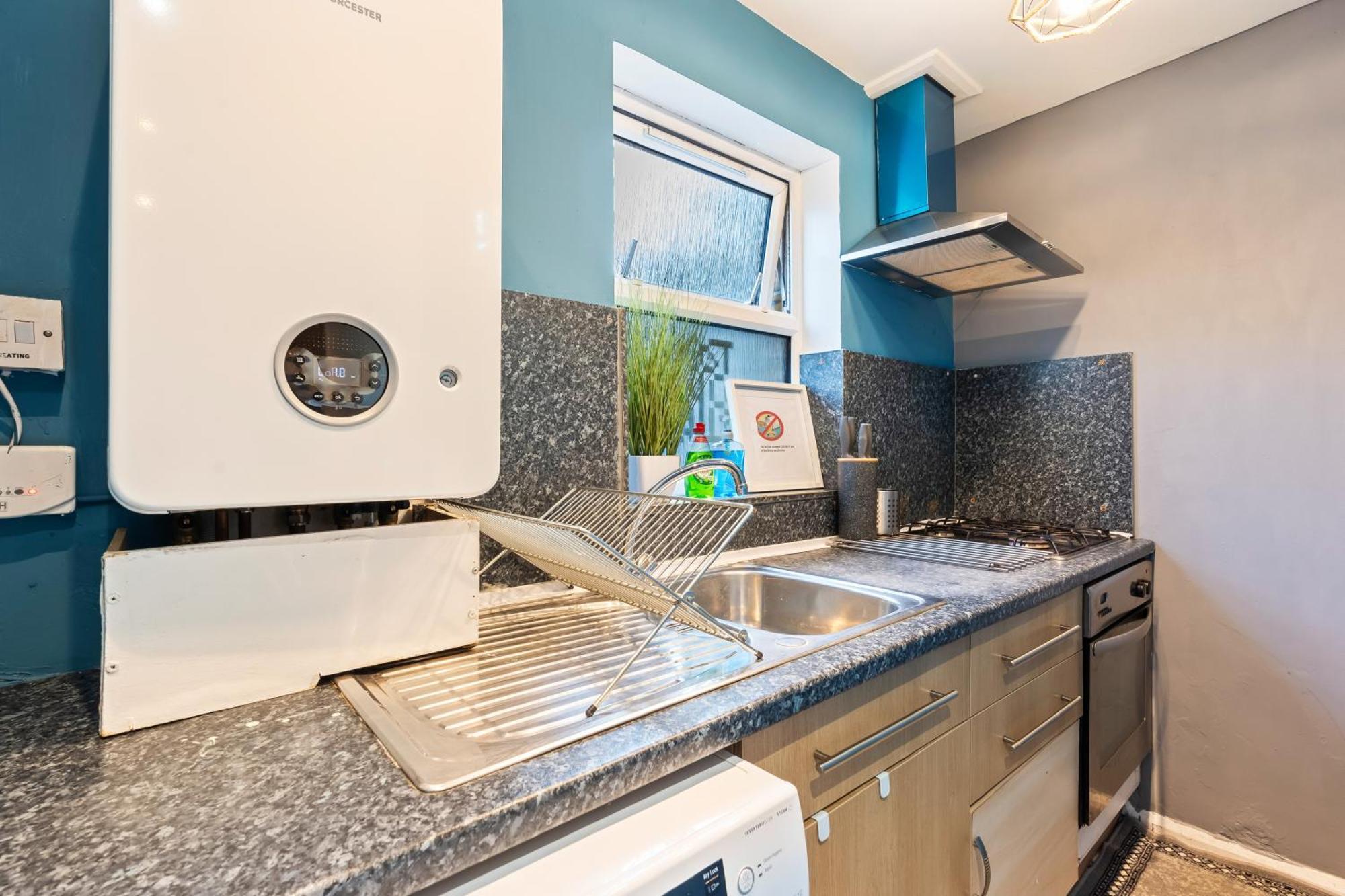 הוילה Impeccable 4-Bed House In Brixton לונדון מראה חיצוני תמונה