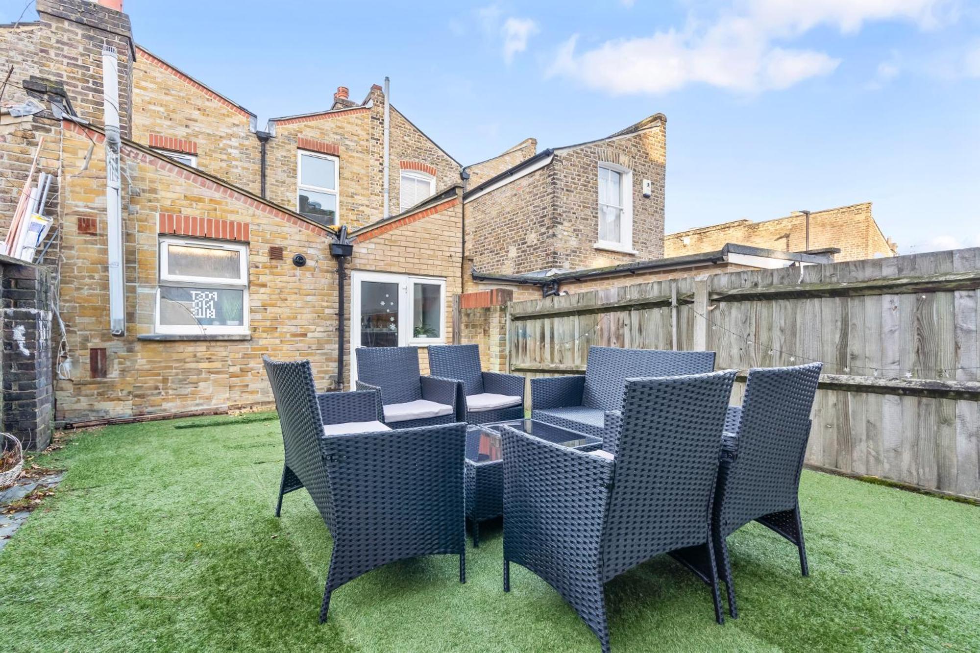 הוילה Impeccable 4-Bed House In Brixton לונדון מראה חיצוני תמונה